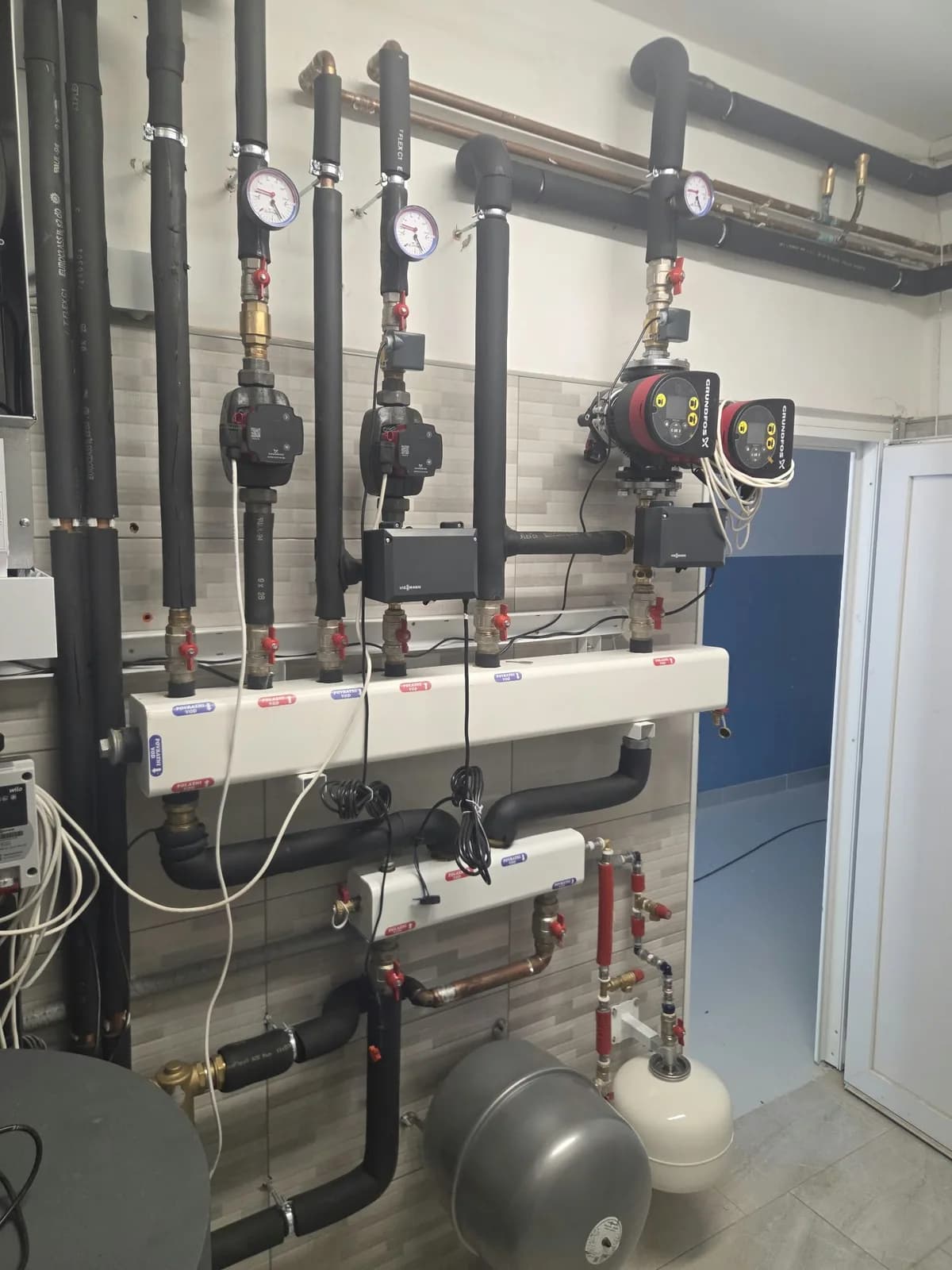 Servis i popravci – detalj radova MONTING GRADNJA